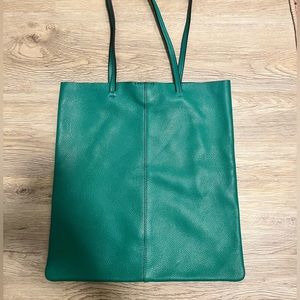 Banana Republic Kelly Green Tote